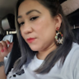 Meet your Posher, Lorena